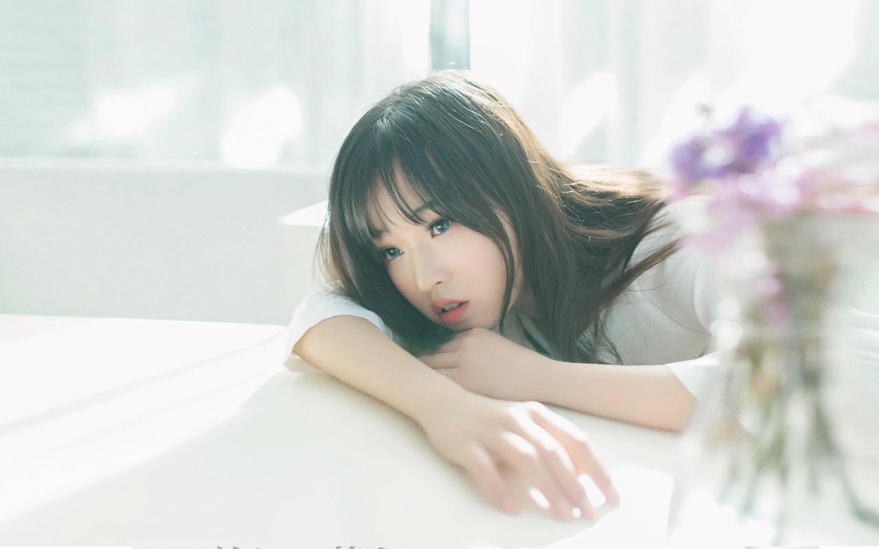 黄仁勋建议年轻人：必须尽快学会正确使用AI